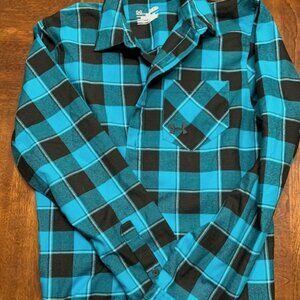 Under Armour- Flannel Shirt- Cold Gear- size medium-loose fit
